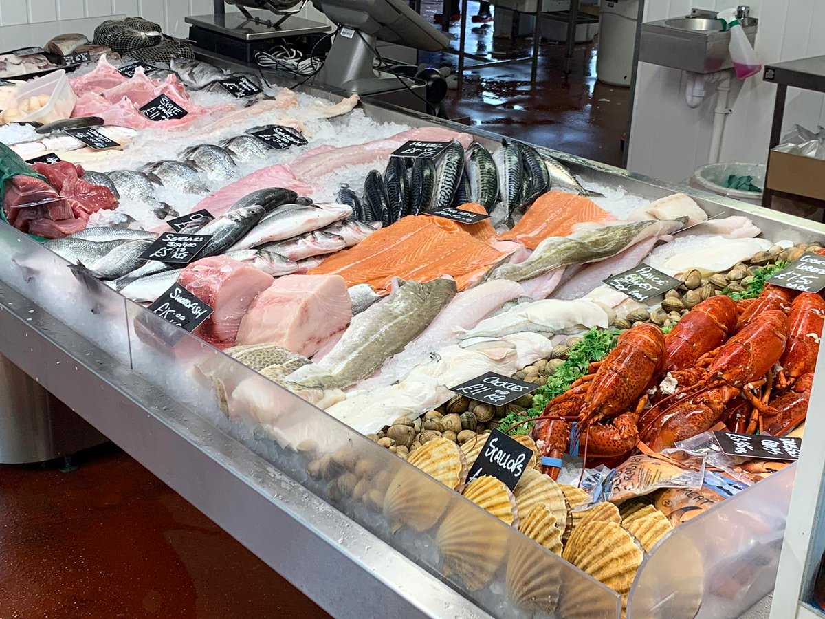 Sailbrand's tweet image. Click on the link to take you to our Specials available for delivery tomorrow then call us on 01484 548975 to order, You can visit our shop open Monday to Friday from 5.30am until 12.30pm and on Saturday from 5.30am until 8.30am. #fishcounter #delimeats
sailbrand.co.uk/fresh-specials/