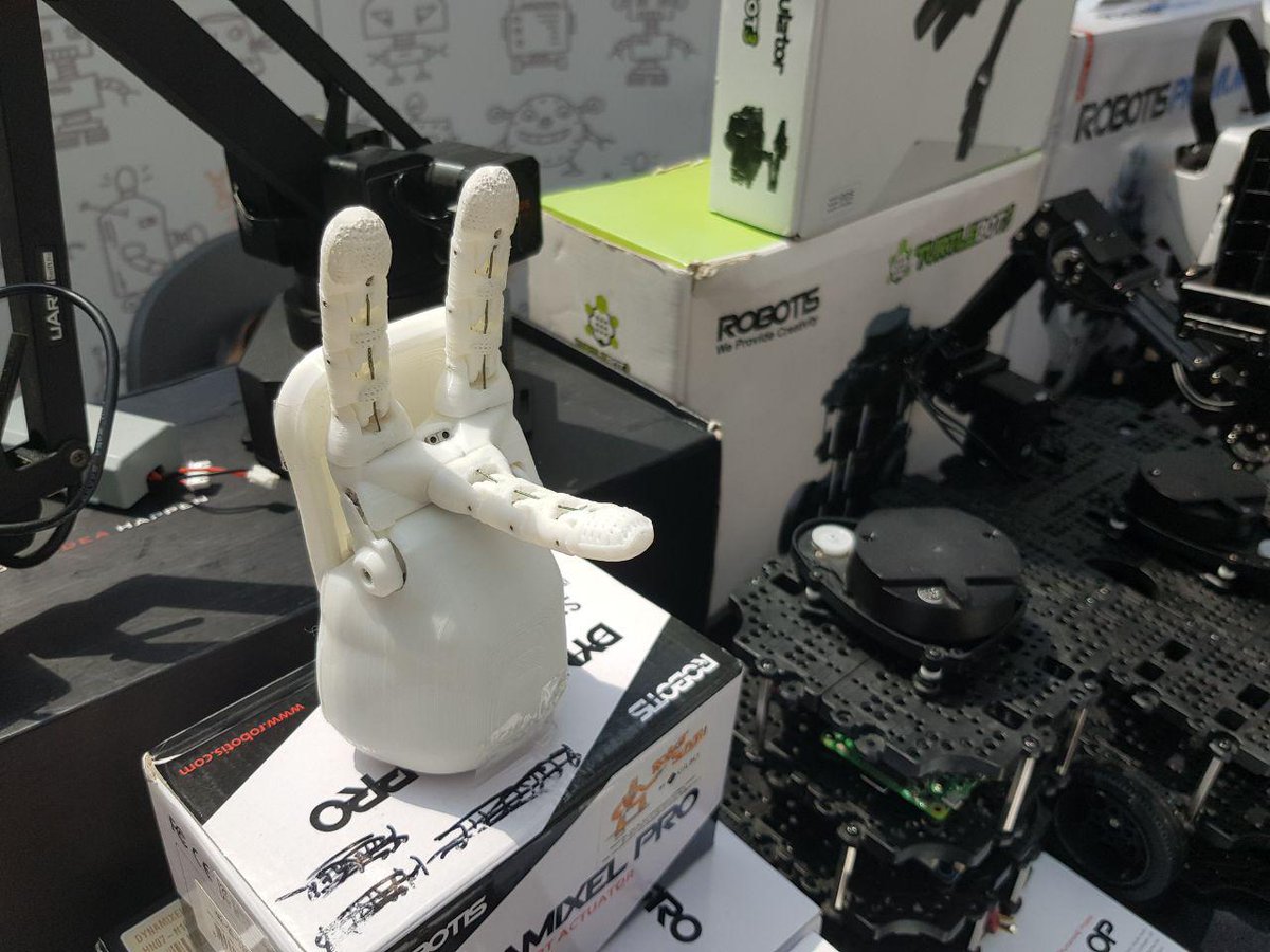 robotsepeti's tweet image. Standımızı ziyaret ederek, ürünlerimizi inceleyebilir ve merak ettiğiniz konularda bilgi alabilirsiniz.

#robotsepeti #robotis #tork2019 #robotics #ozyeginunivercity #özu10thyear #ozyeginuni #robotbilimkonferans #robotbilimkonferansı #robotbilimkonferansi #robotbilim #tork2019ozu