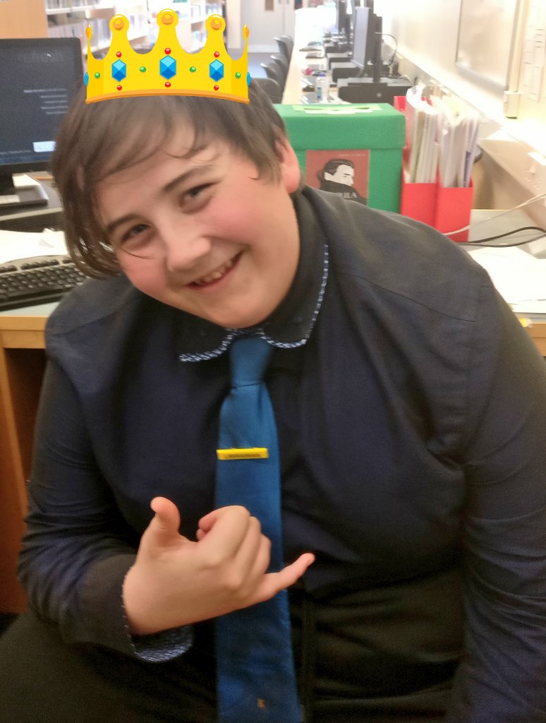 Knightswood School Library tweet media