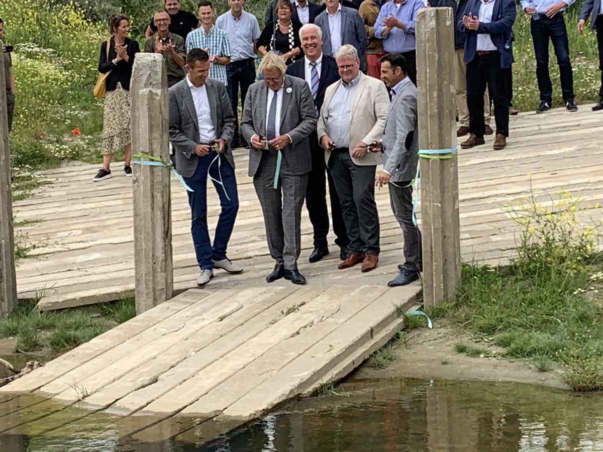 Opening mooi project op het prachtige eiland <a href="/EilandGO/">Goeree-Overflakkee</a> <a href="/zuid_holland/">Provincie Zuid-Holland</a>. Het project #Ouddorpbad is een voorbeeld van integrale aanpak en samenwerking! <a href="/gem_go/">Goeree-Overflakkee</a>