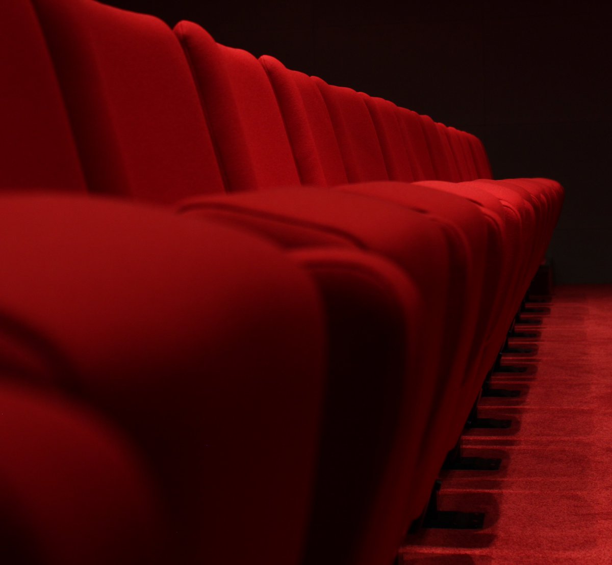 ALCA_NAquitaine's tweet photo. J-2 | Avant l'inauguration de la #MÉCA ce vendredi 28 juin, espace inédit en @NvelleAquitaine qui réunit ALCA, @fracmeca et @OARAquitaine, ALCA dévoile (un peu) son auditorium et son centre de ressources, espaces dédiés aux professionnels du livre, du cinéma et de l'audiovisuel https://t.co/psXWh6FROH