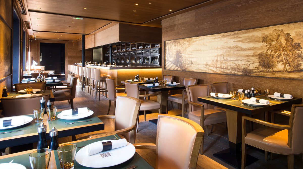 [RECRUTEMENT] Afin de renforcer notre équipe, nous sommes à la recherche, pour le restaurant Les 110 de Taillevent Paris, de plusieurs collaborateurs enthousiastes et passionnés > linkedin.com/feed/update/ur… #110paris #tailleventparis