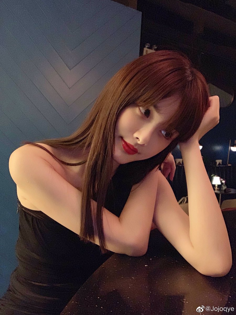 JOJOちゃん❤️ weiboで日本のファンについて😭✨翻訳だいたいだけど… 『最近、インスタに日本 の友人たちから沢山のプライベートメッセージ(DM?)が来ますが、私は(日本語が)理解できません😭  でも優しくて、翻訳ソフトウェアで中国語にして送ってくれる人も居てちょっと ...