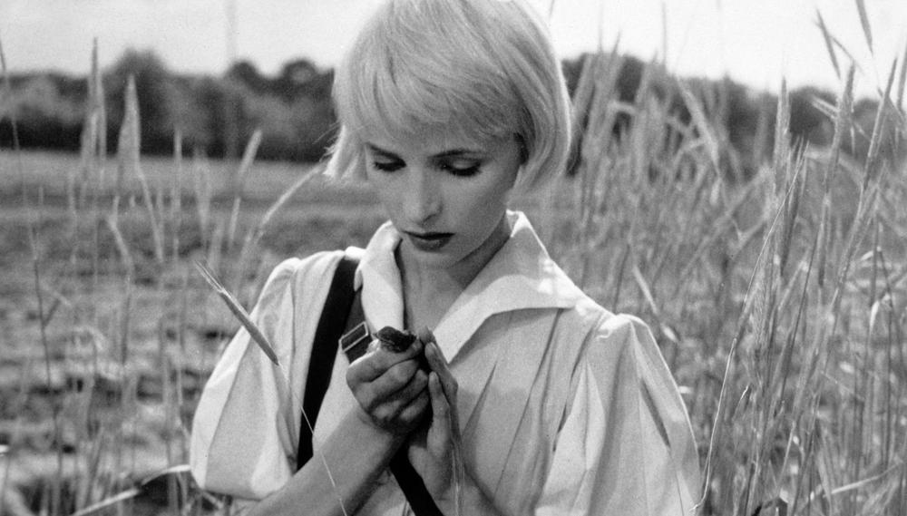 Delcroixx's tweet image. DISPARITION - Mort d’#ÉdithScob, inoubliable actrice du film #LesYeuxsansvisage  lefigaro.fr/cinema/mort-d-… via @Figaro_Culture