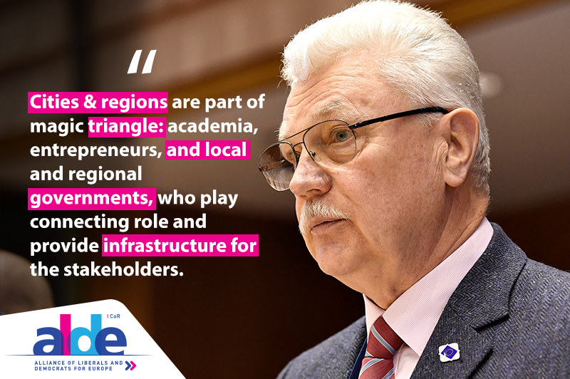 RenewEuropeCoR's tweet photo. Dainis Turlais: "Macro-regional strategies (MRS) became excellent tools for bottom-up territorial coordination with a central role for regions & cities"
👉https://t.co/x0YBFwlP3v
#CoRPlenary #Regions4dev https://t.co/zQt1NzP5m5