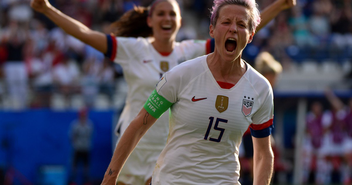 Megan Rapinoe celebra un gol con Estados Unidos.