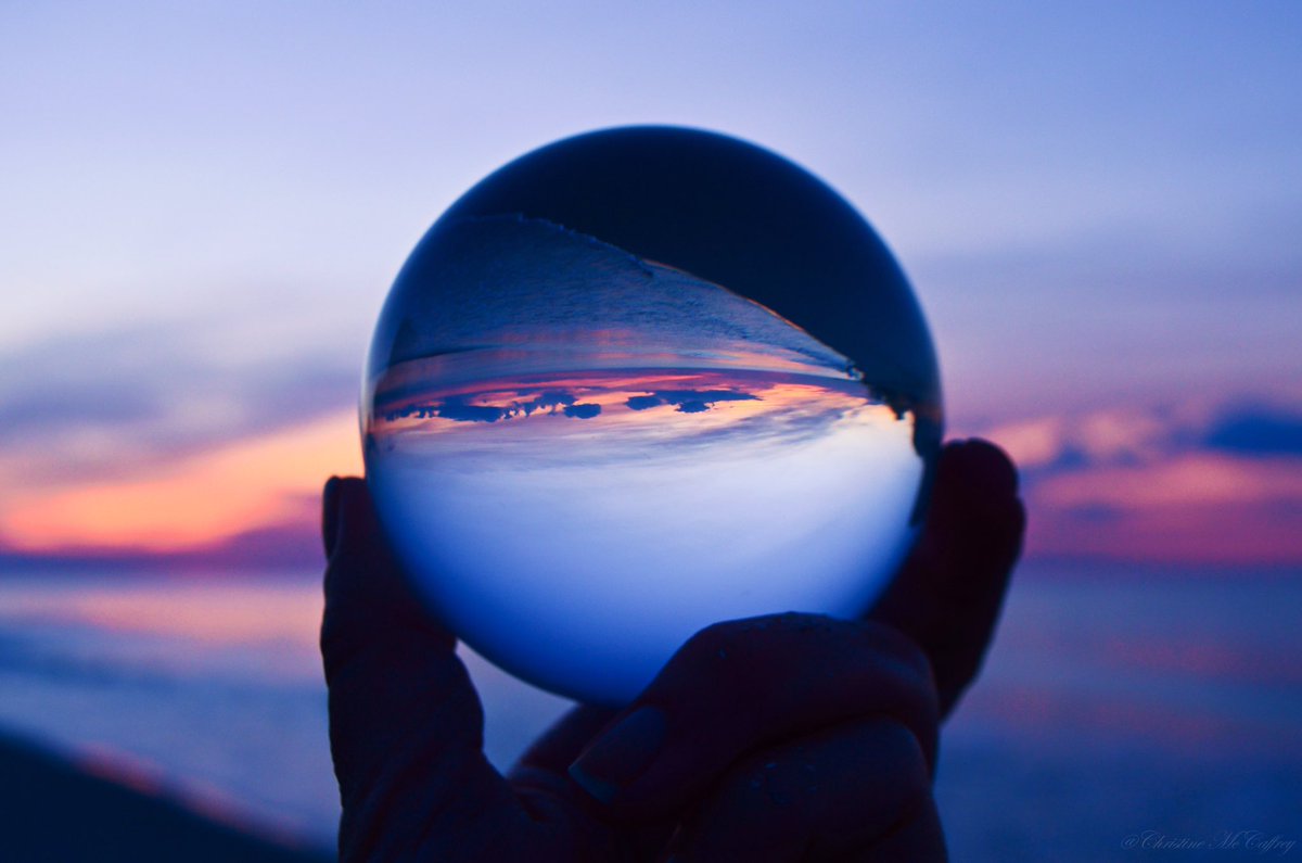 ceemcee1111's tweet photo. ๐Myrtle Beach Reflections๐Myrtle Beach, S.C.๐ @EarthandClouds @EarthandClouds2 @MyMyrtleBeach #earthandclouds #ThePhotoHour #StormHour #MyrtleBeach @MyrtleBeachesSC #NaturePhotography #WednesdayWisdom #glassorb https://t.co/oSsj9lVm61
