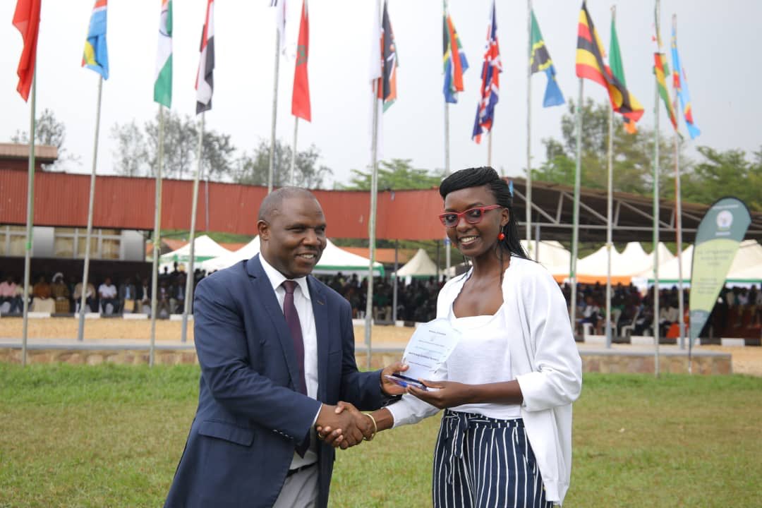 NLagriUganda's tweet photo. Today was the closing event of the #Agrishow2019 in #Rwanda. Congratulations to @AIFRwanda and @HollandGreentec for winning 1st and 2nd place of best foreign exhibitors. Both were part of our #HollandPavillion in the #EUVillage https://t.co/tH8bxtV09W