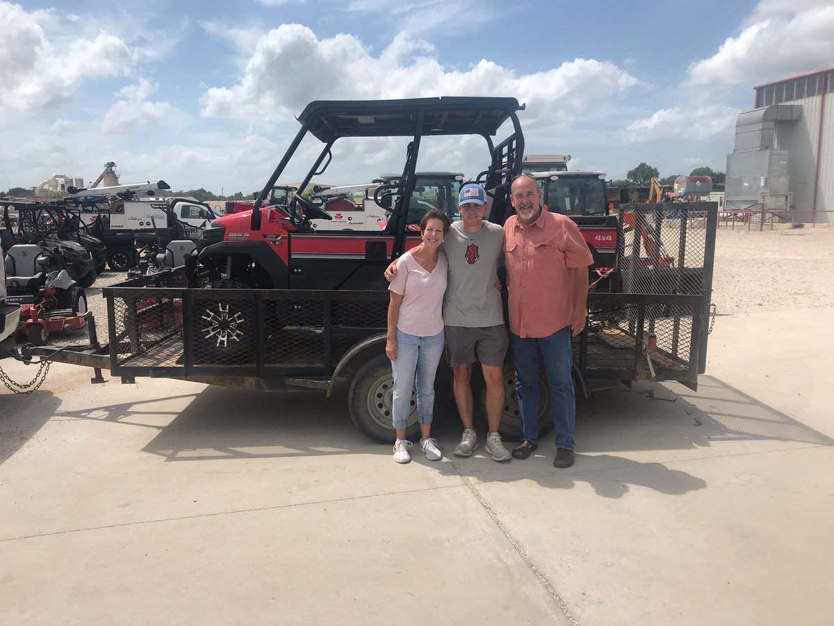 WRI Outdoors & Tractors tweet media