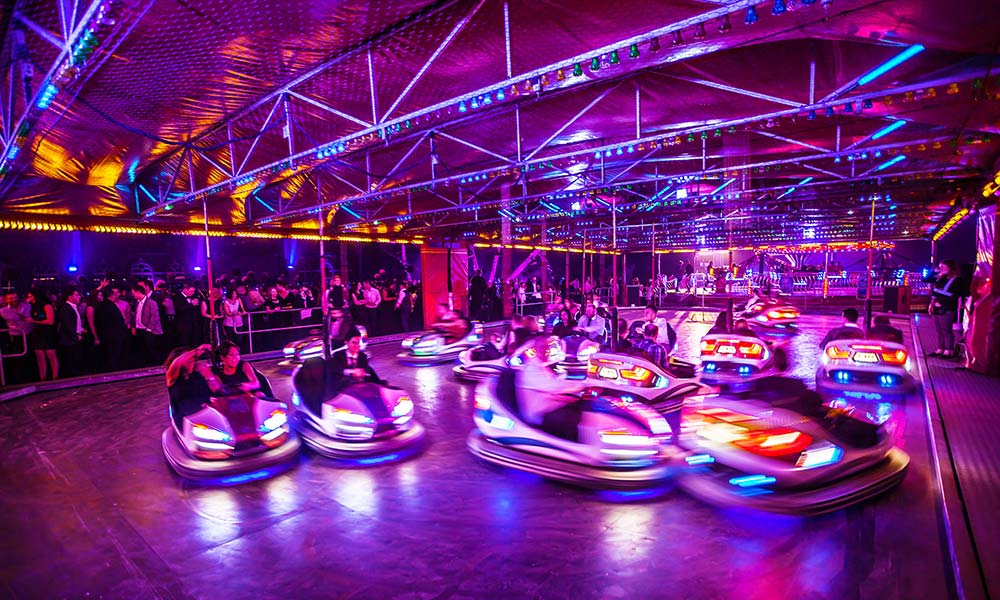 Struggling for ideas? See which of these Christmas party entertainment ideas will help make your party rock! ow.ly/L1bG30nzwkH