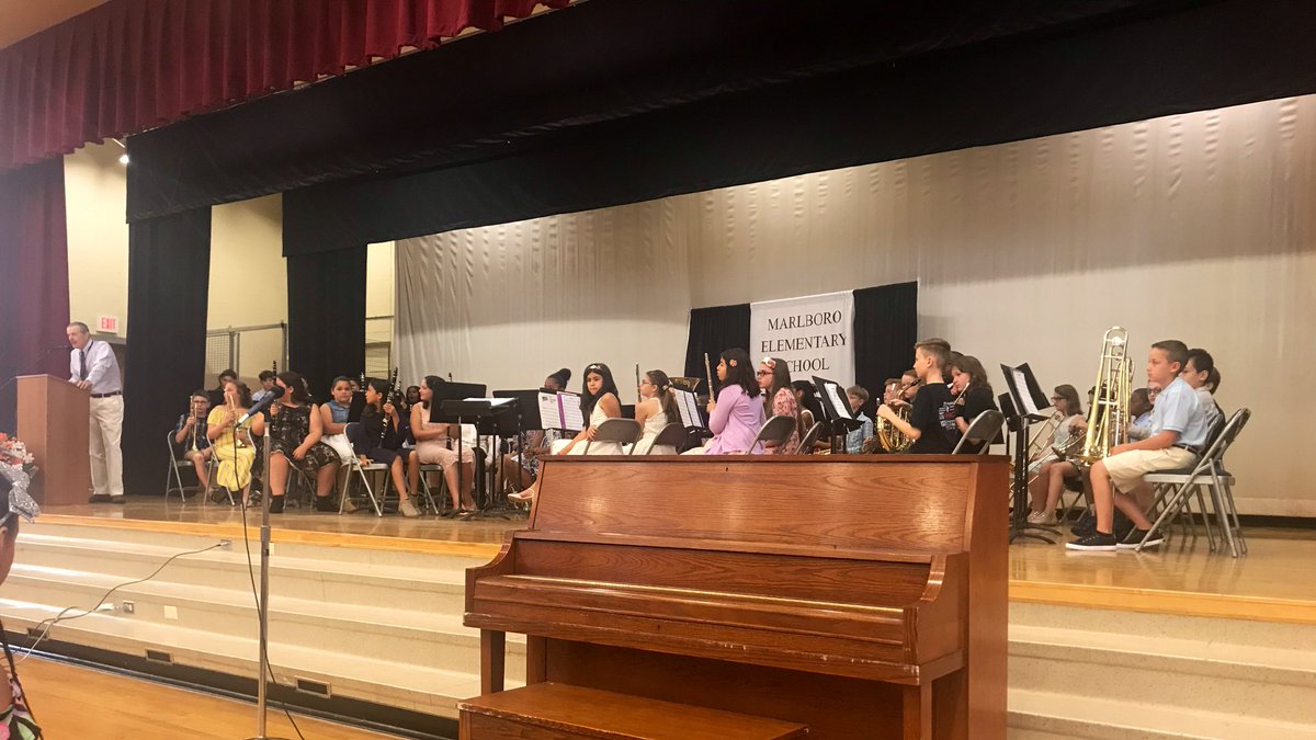 BsquaredMES's tweet photo. What a memorable 5th Grade Moving Up Ceremony! From the chorus and band to the video and awards, it was an incredibly special event. We are so proud of all of our students! 🎓 https://t.co/US7PPI6hSd