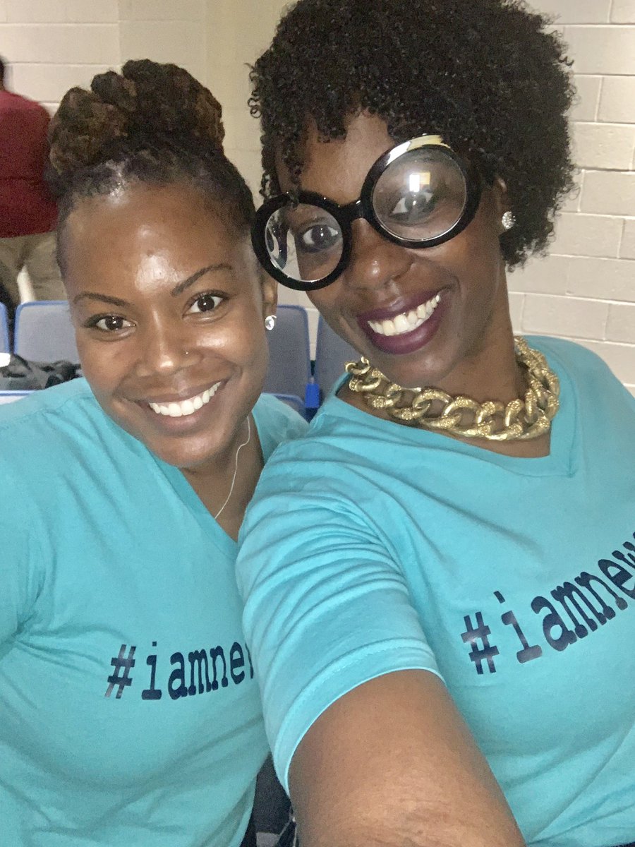 newsome_es's tweet photo. Leadership MATTERS...#iamnewsomepark #npesproud #heartwork #NNPSPROUD #thefutureisNOW https://t.co/U5HczD2qjM