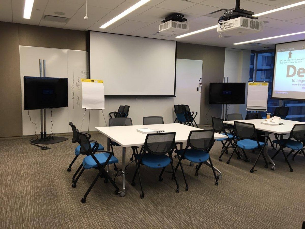 Training classes, conventions, concerts and all events big and small -- it's "what we do Wednesday."

Learn more about what we do:rac.im/services

#WhatWeDoWednesday #HumpDay #EventProfs