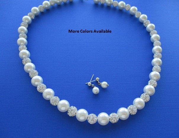 gaudreau_louise's tweet photo. A gorgeous pearl and crystal jewelry set!#brideJewelrySet #BrideGiftSet #BridesmaidJewelry #MaidofHonorGift #BridalGift #bridalpartygift #bridegift #bridaljewelry #bridalgiftset #weddingpartygifts #bridaljewelry #BridalJewelryset #Bridesmaidgift https://t.co/EQT8NyMR7f https://t.co/Zuqdx6K4UU