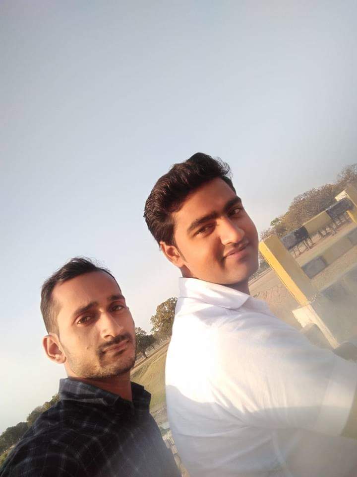 PankajB51640767's tweet image. सब कुछ कॉपी हो सकता लेकिन चरित्र और व्यवहार कभी नहीं...!!!#pankajbhargav #sagarkumar #jaysriram #jaymahakal #सफल_हुआ_कबीरभंडारा #सेवा_दर्पण #Uttarakhand Adhir Ranjan #हिंदुओं_पर_अत्याचार #UttarPradesh