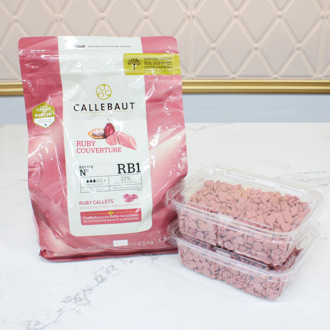 NYCAKE's tweet image. 🚨RUBY ALERT!!🚨 Ruby Chocolate now available at the NYC Flagship Store!  #rubychocolate #rubyrb1 #cakesupplies