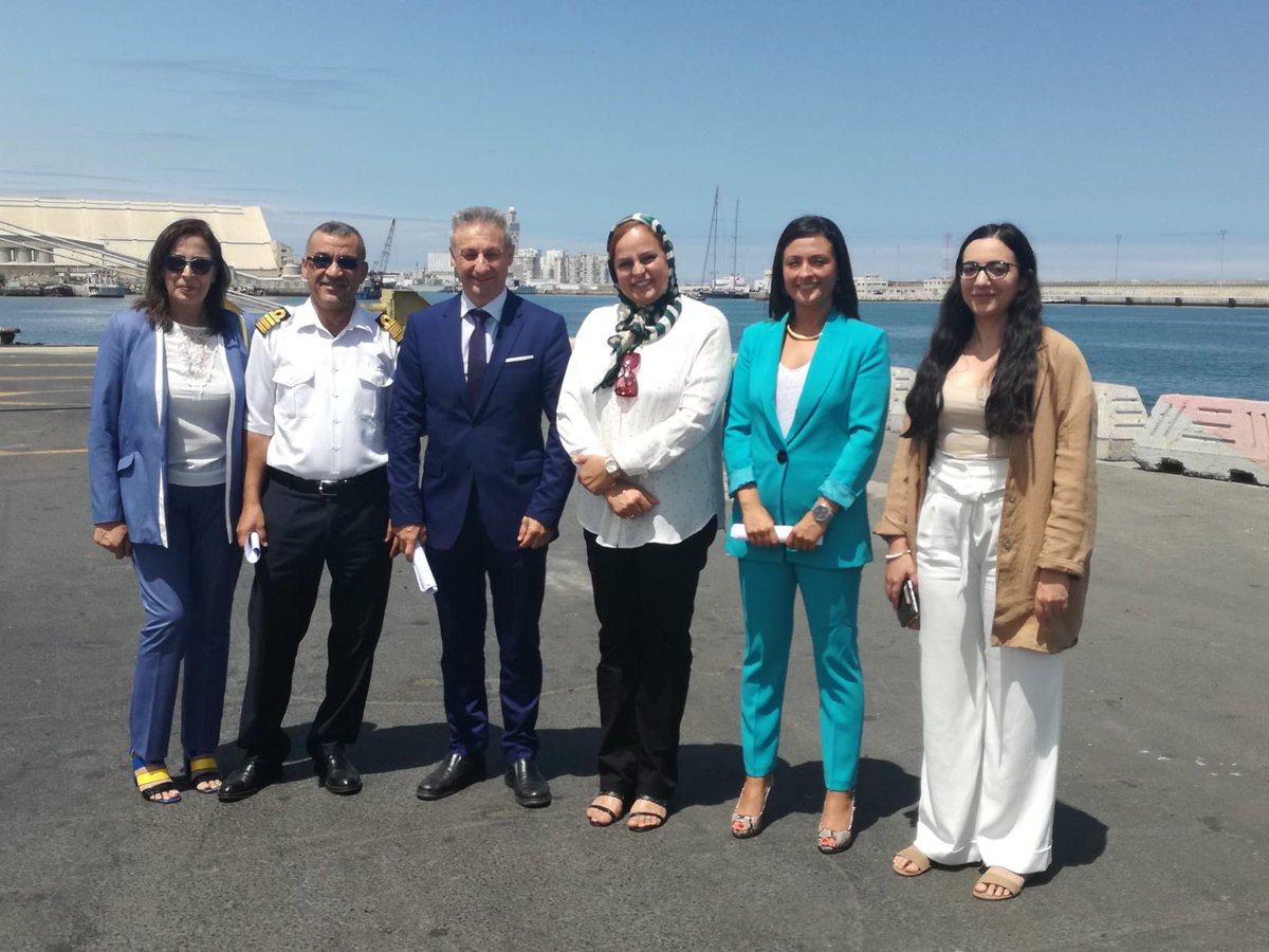 portcastello's tweet image. @portcastello
y el puerto de Casablanca inician un acuerdo de cooperación. #portcastello #portofspain #puertosdelestado #PortdeCastello #puertodecastelló #Grao #comunidadvalenciana #Castello #puerto #massmedia #import #export #casablanca #shippingworldwide #shipping