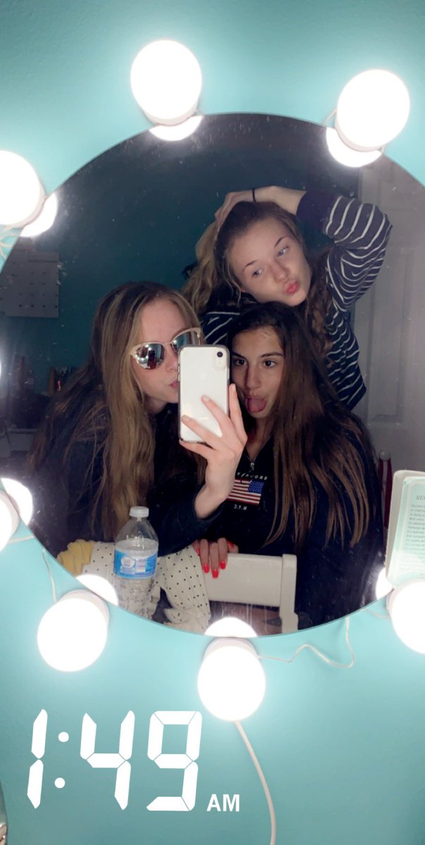 rileyzugan's tweet photo. happiest of birthdays to my girl @LilliLivengood you never fail to make me cringe but laugh so hard at the same time, live it up lilster love you so very much💛 https://t.co/o5IU8R02zK