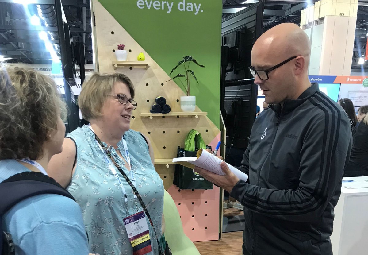 PearDeck's tweet photo. Guess who's back in our booth this morning? Stop by to see @jmattmiller and get inspired by his perspective on student-centered learning! 🚫📘 @DitchThatTxtbk #ISTE19 https://t.co/jMA3nutsvN