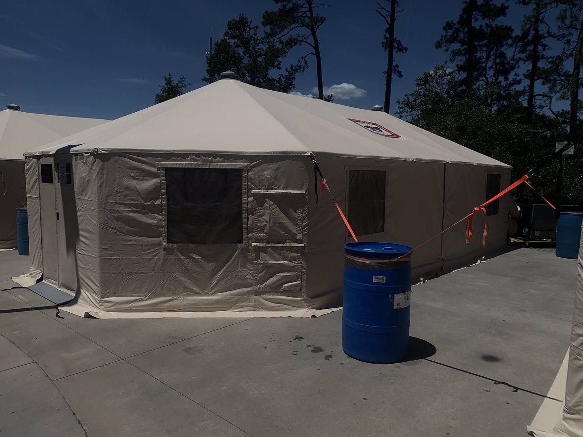 GreenvilleFR's tweet photo. SO ROOMY: These are the #BaseOfOperation tents for our #USAR teams. Last night they were a safe place to rest for the #CarolinaBrotherhood as they red thru #NC in honor of fallen #firefighters and #policeofficers. Safe trip on the rest of your ride, @CarolinaBhood! ❤️💙🖤 https://t.co/y0osenzQ27