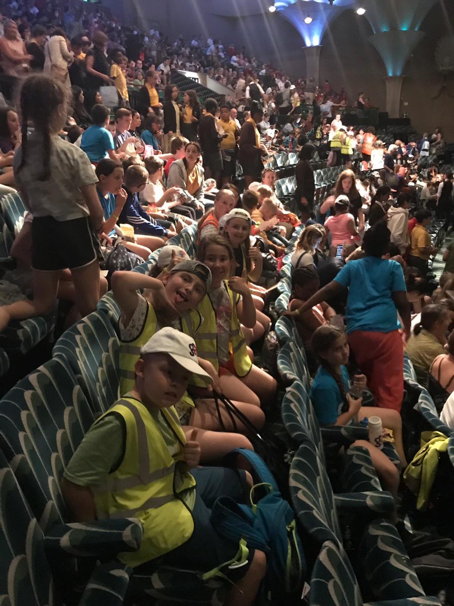 lordswoodpri's tweet photo. Theyโre at Wicked this evening! #GAF2019 https://t.co/ux6W5gczxt