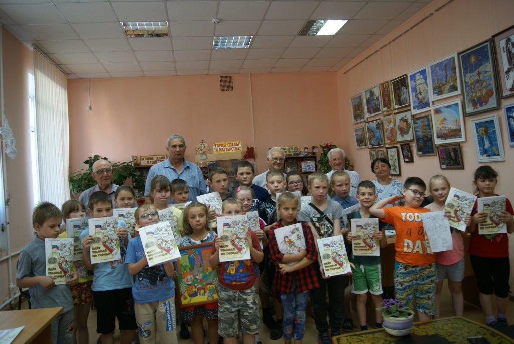 ВНИМАНИЕ! Конкурс детского рисунка «Мастерок». В преддверии профессионального праздника Дня строителя стартовал конкурс детского рисунка «Мастерок» на тему: «Мои родители - строители!». stroy.tularegion.ru/press_center/n…