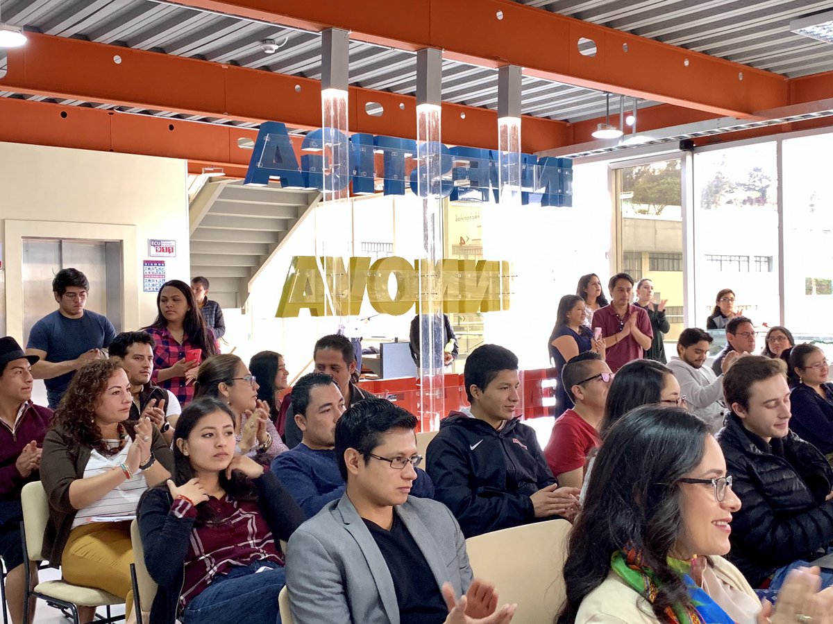 utpl's tweet photo. 2do. día de #InvestigaInnovaUTPL: Foro de Emprendimiento reúne a diferentes empresarios y estudiantes emprendedores que han impulsado sus ideas de negocio a través de @prendho, #VinculaciónUTPL y Cátedra de Emprendimiento e Innovación #UTPL. https://t.co/Hlbkria4oK