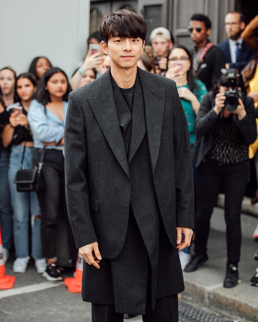 Gong Yoo CELEBRITES : Defile Louis Vuitton - Fashion Week Homme - Paris