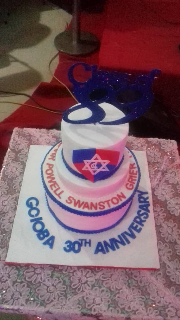 cakesbyASHKEN's tweet photo. Had the opportunity to make this reunion cake for @gcioba #CLASSOF'89 lastweek. The logo is handmade π¦π. If you attended GCI, what hostel were you in? #Ibadan #GCIOBA #Apata https://t.co/Qncco7J0WK