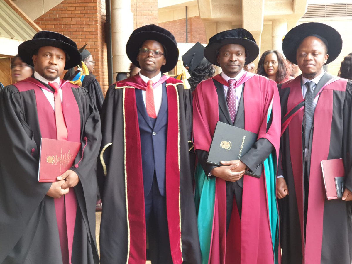 Kamuzu University of Health Sciences (@kuhes_mw) on Twitter photo @unimacom graduates more students today. Congratulations to the new graduates <a href="/skumwenda1/">Save Kumwenda</a> <a href="/VisopoHarawa/">Visopo Harawa</a> <a href="/NovatisPatricas/">PATRICK MUSICHA</a> <a href="/MipandoMwapa/">Mwapa</a> @unimacom graduates more students today. Congratulations to the new graduates <a href="/skumwenda1/">Save Kumwenda</a> <a href="/VisopoHarawa/">Visopo Harawa</a> <a href="/NovatisPatricas/">PATRICK MUSICHA</a> <a href="/MipandoMwapa/">Mwapa</a>