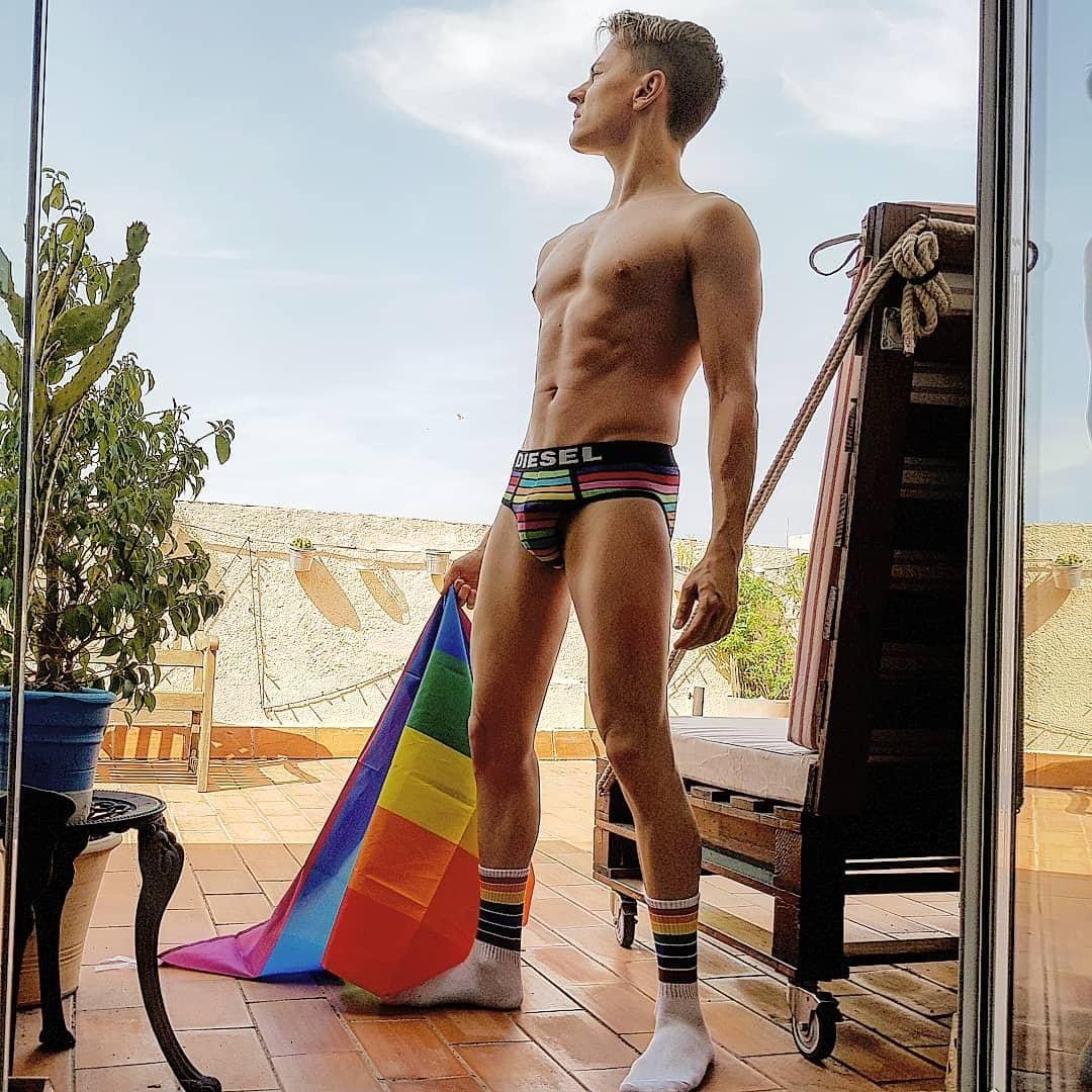modelsmenworld's tweet photo. Alfu Ben 🏳️‍🌈🏳️‍🌈🏳️‍🌈💪🇪🇦@modelsmen_h #ChicosDelaRed #GuysOfTheRed #ModelsMenh #gay #gayboy #gaypridemonth #LoveIsLove #ModelsaMen_H https://t.co/P6xvY6fdmN