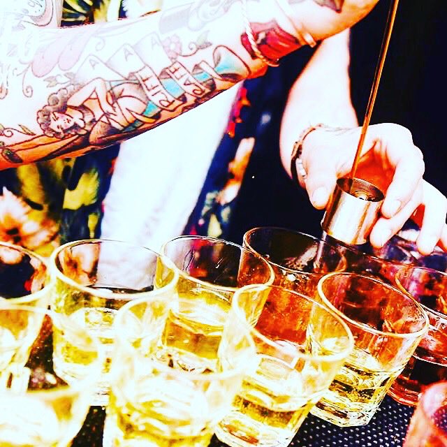 We getting ready for our #tbt night tomorrow, complete with toe tapping tunes 💃🏼 and downright delicious drinks 🍹! ✨So what are you waiting for? BOOK NOW (link in bio) so you don’t miss out!✨