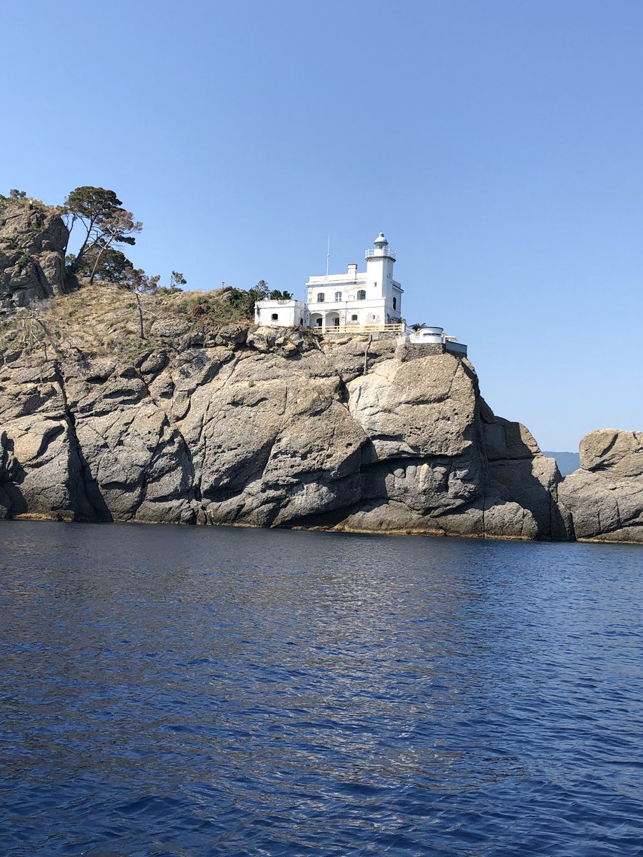 Anyone knowing the location of this #lighthouse #liguria