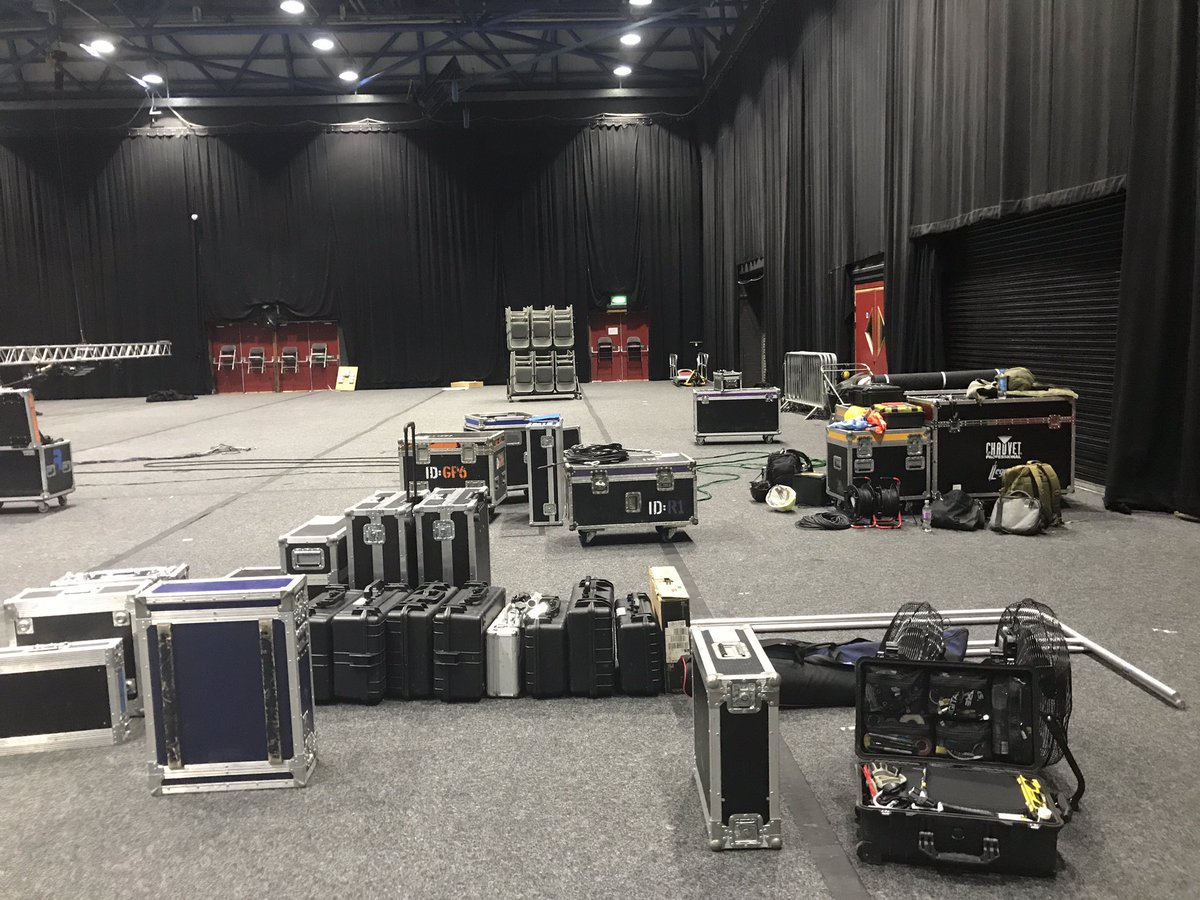 BarnsleyChoir's tweet photo. The @BPLMetrodome Arena is being rigged up ready for #BYC10 
It's going to be huge! Fantastic to have @RockTechUK involved - they are just the most fantastic company. Organised, professional and they are working so hard to ensure that everything is ready on time. https://t.co/S5dlJdgvom