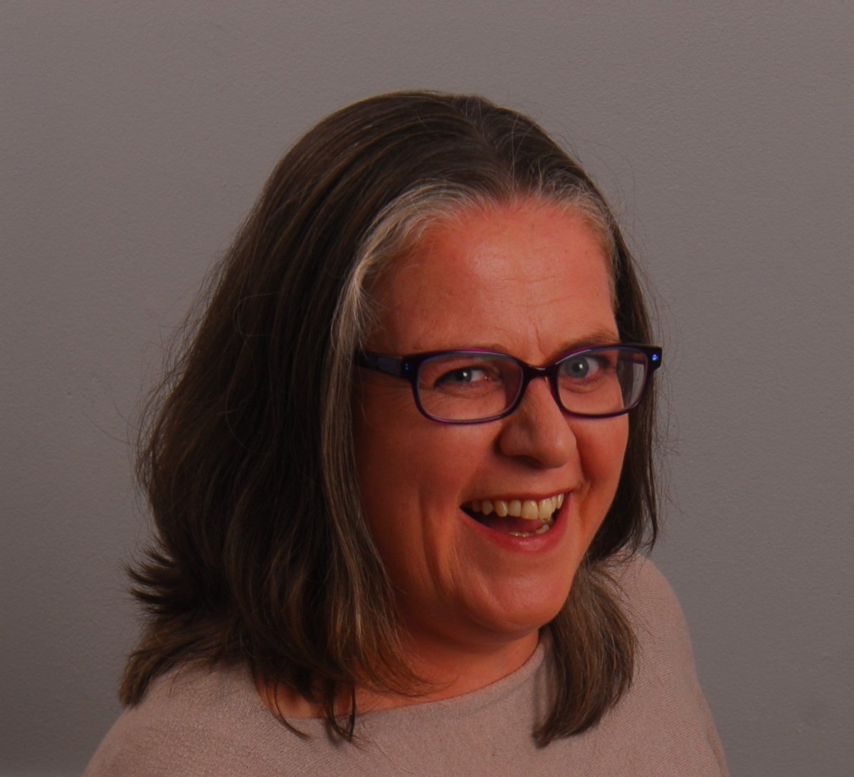 Bricks4KidzIre's tweet photo. Global educational play franchise opens in West Cork. We're delighted that Eileen Beattie has joined the Bricks 4 Kidz  franchisee network in Ireland, and have no doubt that Bricks 4 Kidz will be a hit in West Cork.” #STEMEducation #STEM #LEGO https://t.co/flaTYr2cH6 https://t.co/4opqZLKm4A