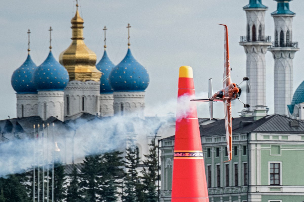 nicolasivanoff's tweet photo. Quelques photos de la seconde manche de la saison! 😉
Few shots from the second Red Bull Air Race of 2019 in Russia 👍🏁
#AirRace #HamiltonWatch #TeamIvanoff https://t.co/rnxSE9QiGL