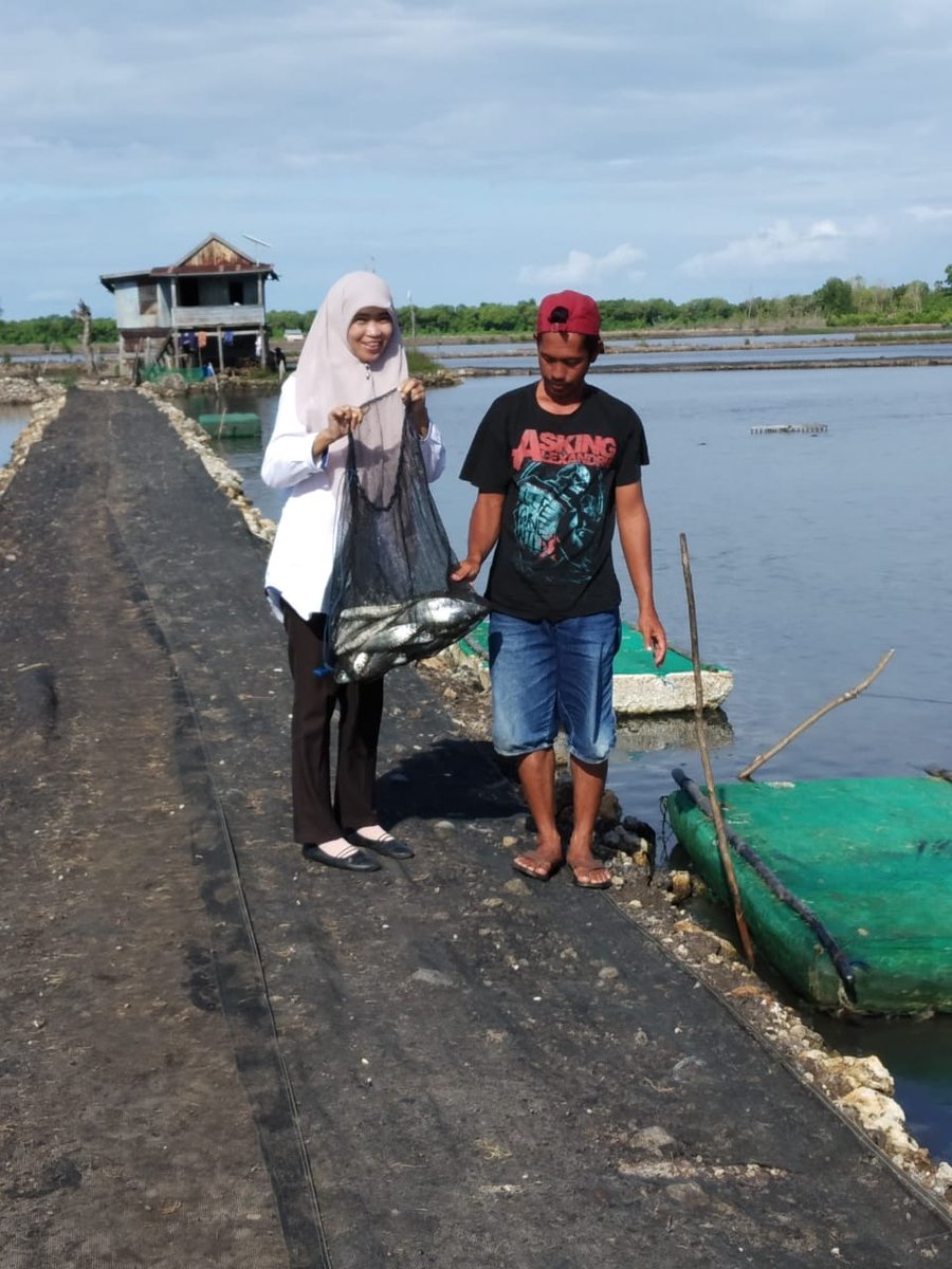 luhkan_Bone's tweet photo. Giat (19/6) Survei lokasi program kebangkitan udang windu bersama Kabid Budidaya di Kel.Panyula Kec.Tanete Riattang Timur #aksipenyuluhkkp https://t.co/FdROXcb4Ks