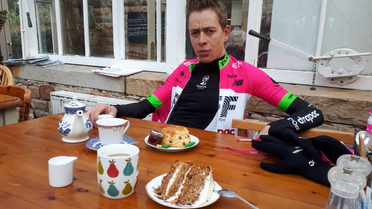 "No one seems to drink pots of tea at the cafe anymore! All I see cyclists drinking in the cafes now are flat whites and Americanos. For me, tea is the traditional drink of the British club cyclist and I always try and honour that when I’m home." 

mamnick.com/blogs/journal/…