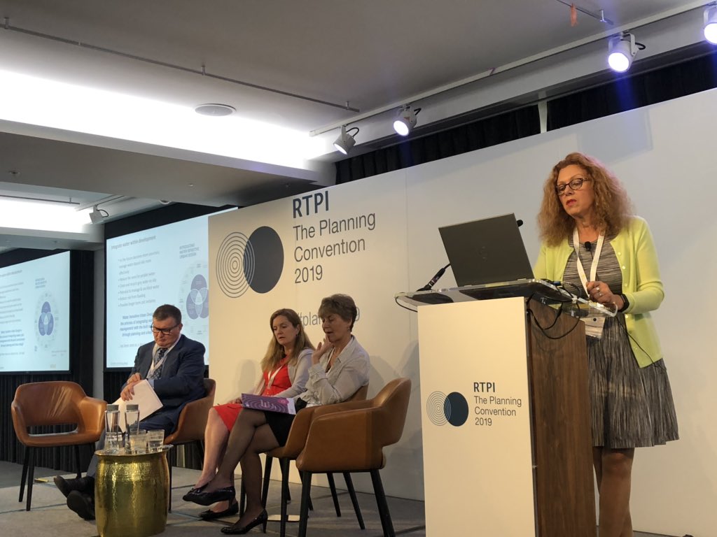 talklandscape's tweet photo. Our Past President Sue Illman makes the case for integrated water sensitive urban design to the @RTPIPlanners #plancon19 today giving great practical examples like those used by @AlbionWater & Sheffield’s grey to green schemes. Read our research here: https://t.co/2ZPLWzN3CX https://t.co/cKpRidkC4y