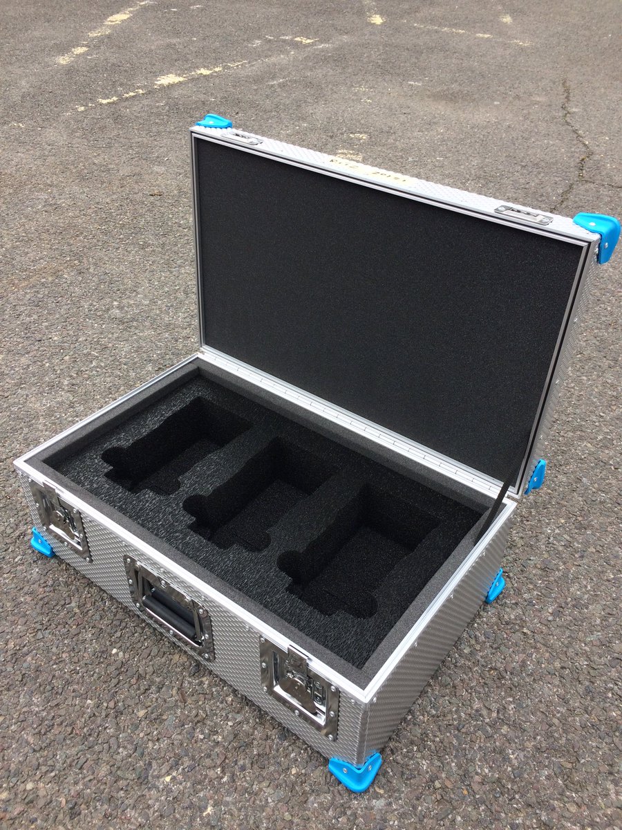CaseDesignLtd's tweet image. First few cases going out the door for the @arri #signatureprime lenses we have all on file, 3/4-way cases and a single case for the 150mm #madeintheuk #flightcase #aluminium