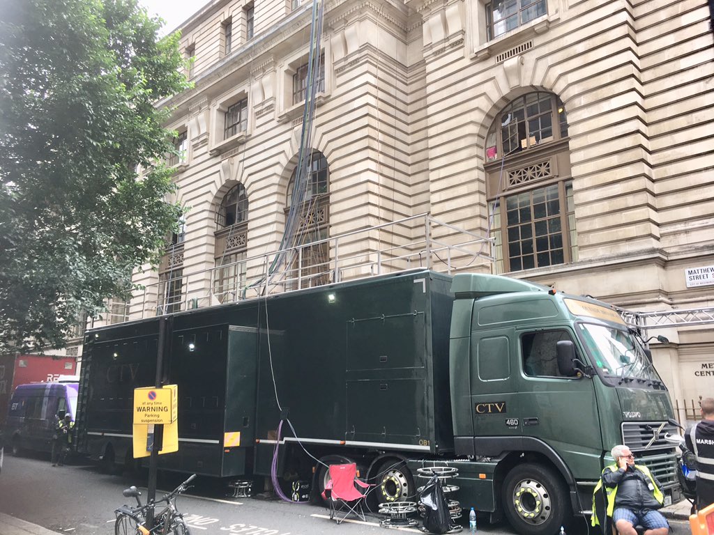 Steve Challes tweet media