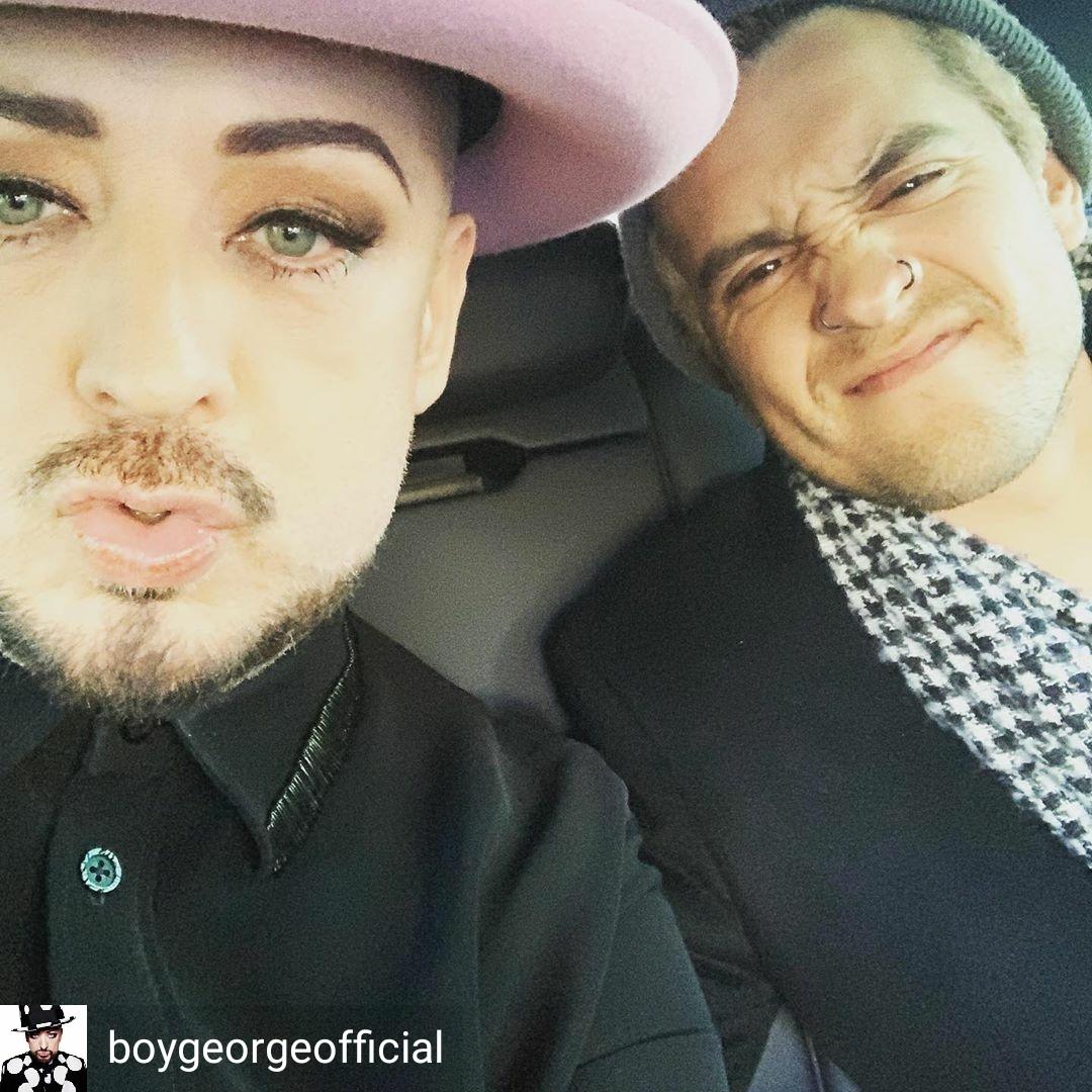 BoyGeorgesPage's tweet photo. From @boygeorgeofficial - #Drag #Gay #Eyebrows #eyebrowsdid @mykeeortiz - https://t.co/KCpeigWh4A https://t.co/e4PNNsuCoQ