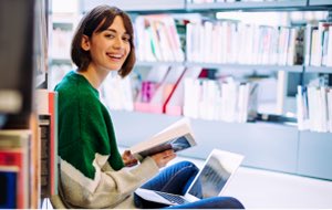 🎓 La BCE offre 5 borse di studio da €10mila a ragazze per un #master in #economia in Europa. 
📆 La scadenza è oggi 19 giugno
🎯 L’obiettivo è quello di aumentare la % di donne nelle posizioni dirigenziali e nel senior management.
Qui tutte le info: ecb.europa.eu/careers/what-w…