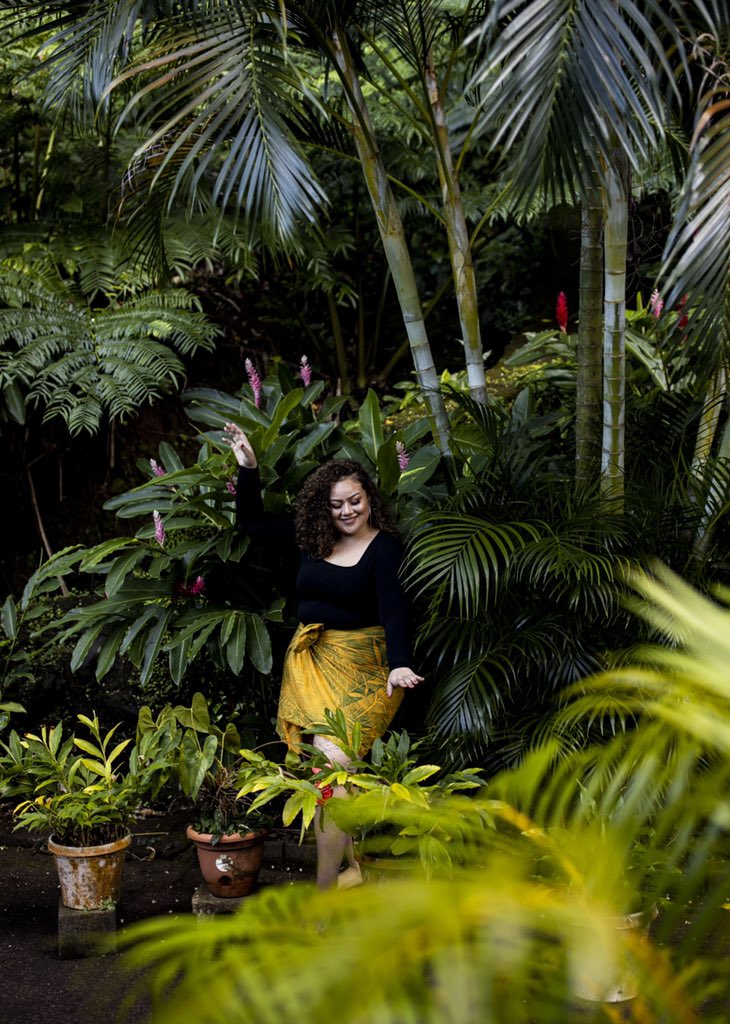 sillawillaaa's tweet photo. forever &amp; always, SAMOA LAU PELE. 🇦🇸 #NUUULI
•
•
•
my island compliments everything about me. s/o to my sister for the impromptu photo shoot, samantha solaita photography 📸 https://t.co/QCq76ePzE2