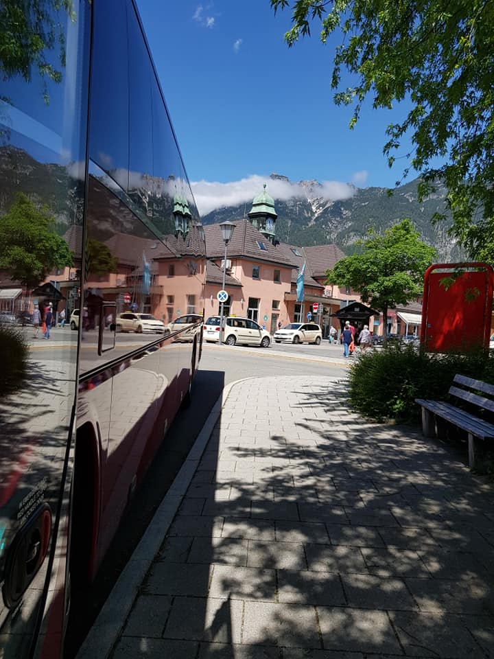 countrylionltd's tweet photo. Heres a couple of pictures of on of our coahes in Austria, on a @CloudNineHols tour! 😍 https://t.co/xSG3wIdTSi