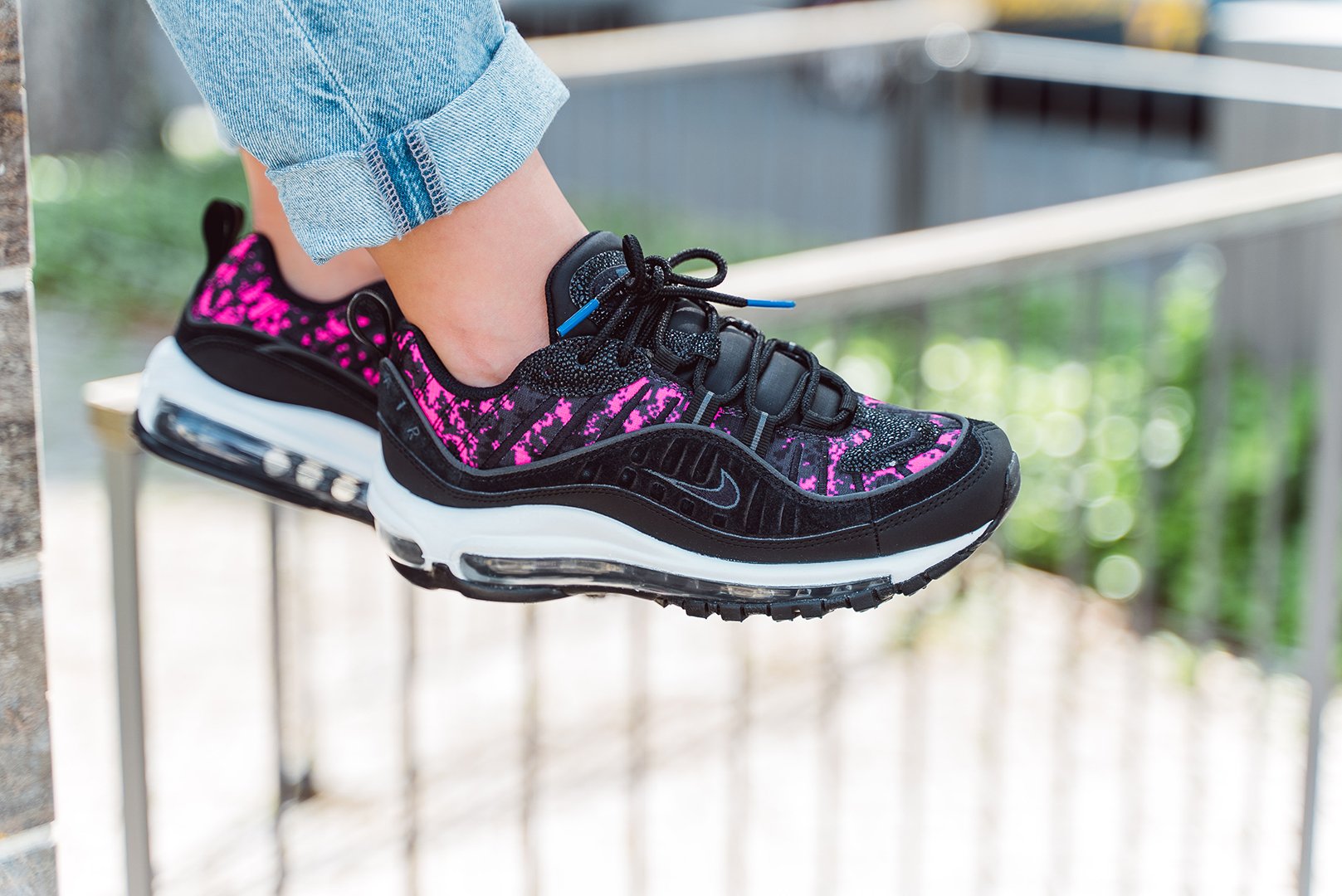 Nest Mastery Dissatisfied 43einhalb on Twitter: "The new @Nike WMNS Air Max 98 PRM »Pink Pixel« is  available here: https://t.co/w7aoBomNb6 https://t.co/kFbfRxPDsd" / Twitter