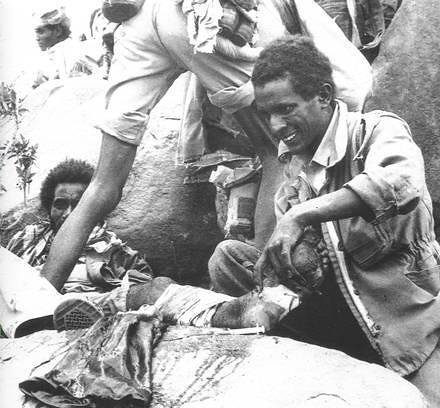 GHabtom's tweet photo. #the PFDJ and the Justice Seekers take on the EPLF & our Martyrs!
#Dehumanizes our Martyrs! the PFDJ by charity, the JSs by insulting!
#The PFDJ embraces EPLF legecy b/se they badly failed the last 28 years!
#The JSs rejects EPLF legecy, b/se they extremely hate Isaias! https://t.co/QQll310IW5