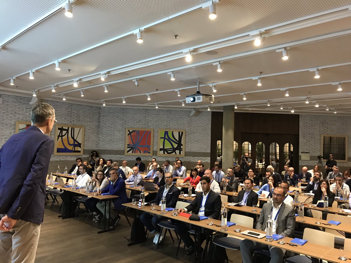 ¡Ya empezamos el #SocialSellingDay!  Presentación de nuestro partner <a href="/Jordi_Gili/">Jordi Gili</a> 🔥