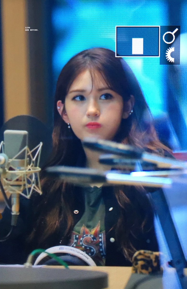 somilips0309's tweet photo. 190619 두시의데이트
-

#전소미 #소미 #Somi https://t.co/shYXRGUzqy