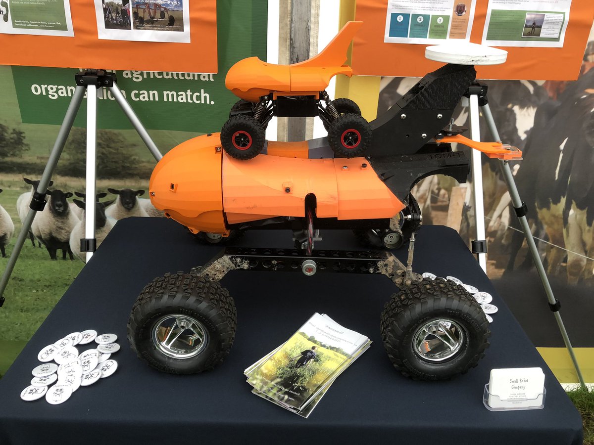 wheat_daddy's tweet photo. If you’d like to see #RobotTom and hear @smallrobotco ideas to revolutionise food production, pop along to @NFUtweets next to main ring at @lincsshow today and tomorrow. #LincsShow19 #Tomlet is hitching a ride here but you can pilot him and see how his Dad does his job. 👍😃 https://t.co/ilX4jnNUJv